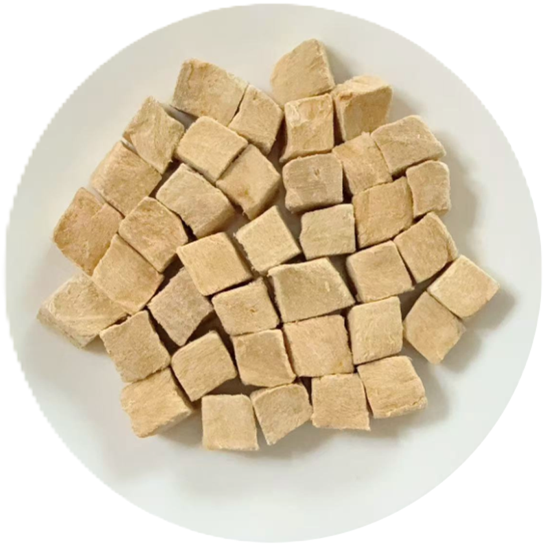 Freeze-dried Duck Cube detail